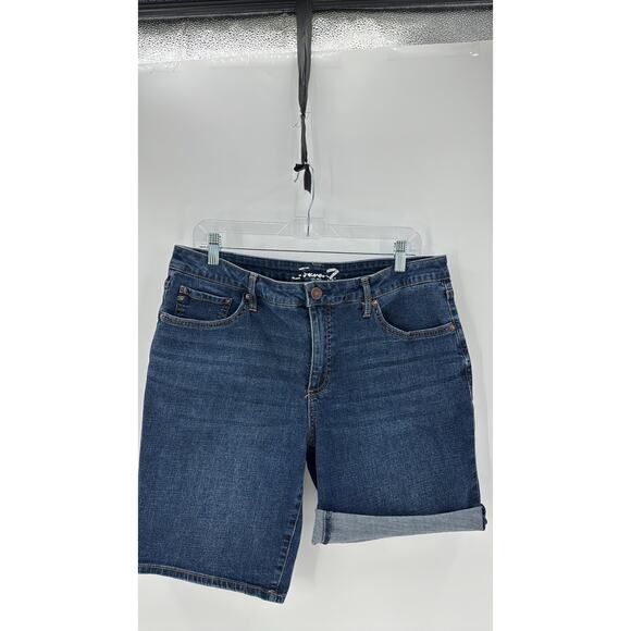 Seven7 high rise dark wash stretch denim shorts size 12 coastal beach summer - Picture 3 of 7